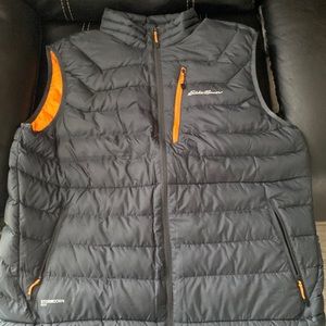 Eddie Bauer puffer vest NWOT